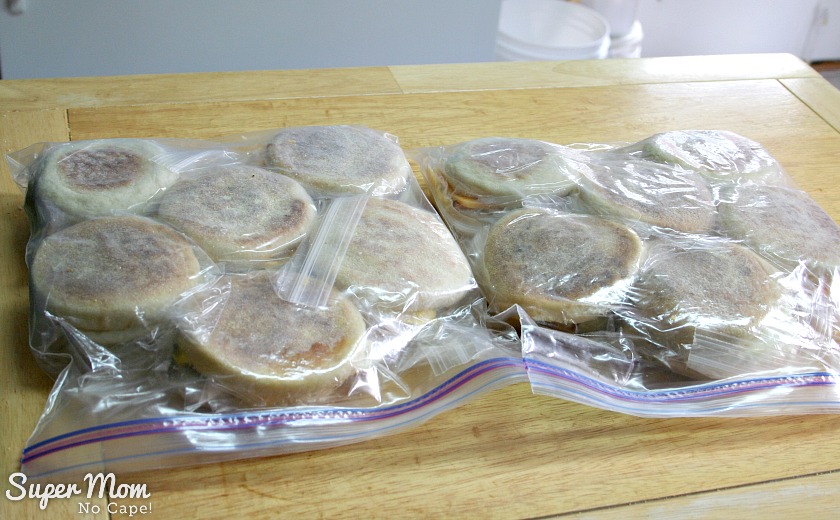 Homemade Breakfast Muffins - Place in zippered sandwich bags and then place those into 1 gallon zippered bags