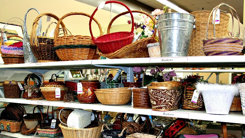 Christmas on a Budget – Start Collecting Baskets