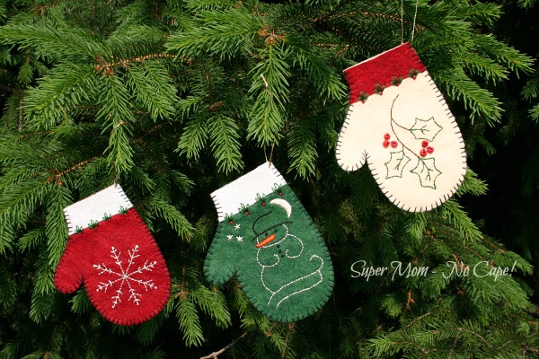 Second set of embroidered felt mitten ornaments