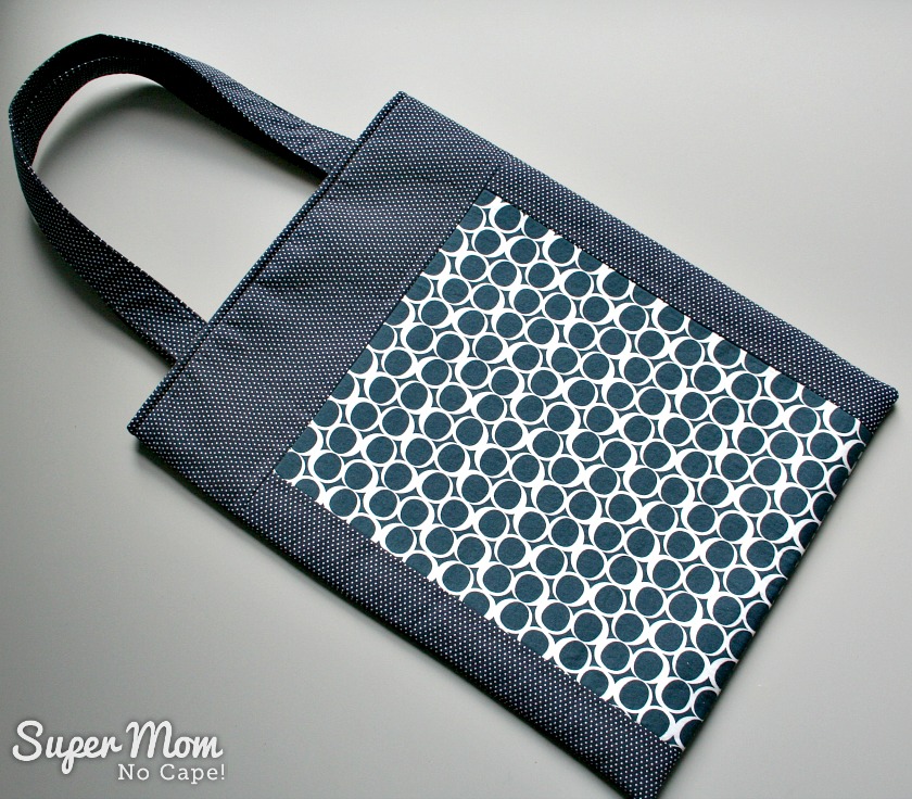 Front of the tote made with Serene Tide Round Elements by Art Gallery Fabrics
